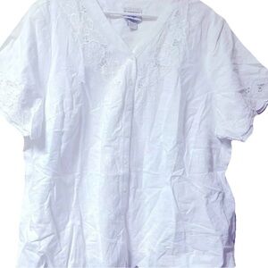 Essentials By Maggie~New Top ~ 2X ~Size 22 - 24 ~ Blouse ~ New With Tags ~White